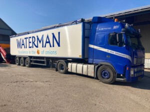 trailer truck waterman onions transport uien