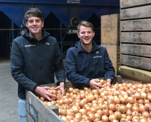 Harmjan Hospers en Zev Clerx inkopers Waterman Onions